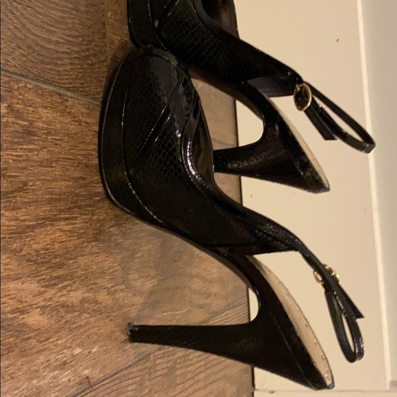 BCBGirls black peep toe slingback 3” heels 7.5 - Picture 3 of 7